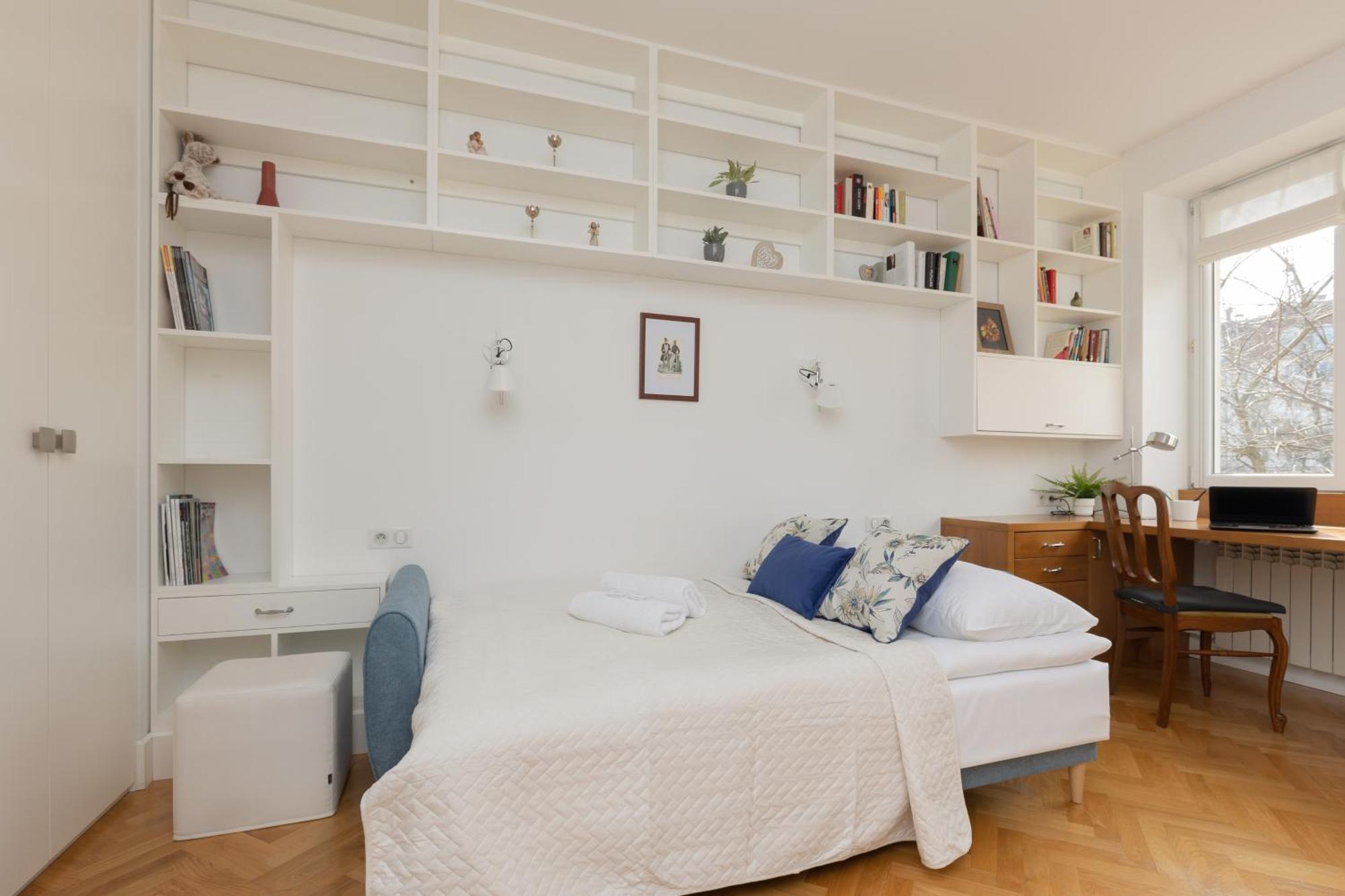 Butas Koszykowa Sunny By Renters Warsaw